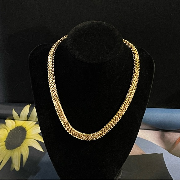 ✨Gorgeous 18K Gold Plated Chain Necklace - Picture 1 of 2